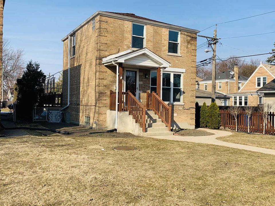 1st image of 7408 W Palatine Ave