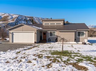 1 Murphy Rd, Methow, WA 98834