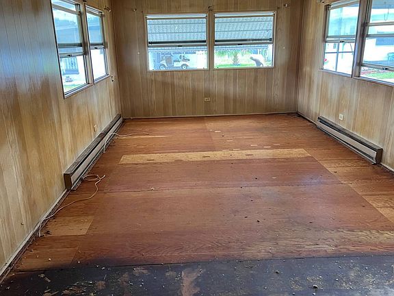 5th image of 12651 Seminole Blvd Unit 7-J