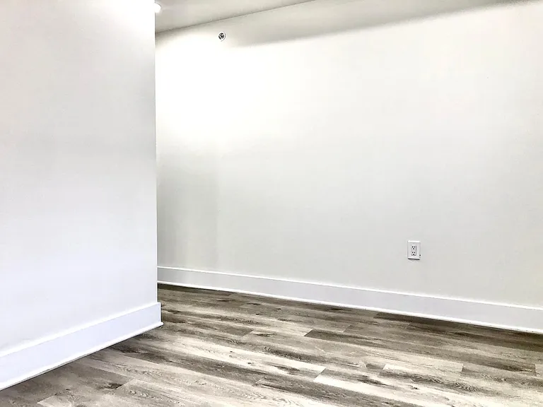 2510 E Tioga St #C23 — Photo 10
