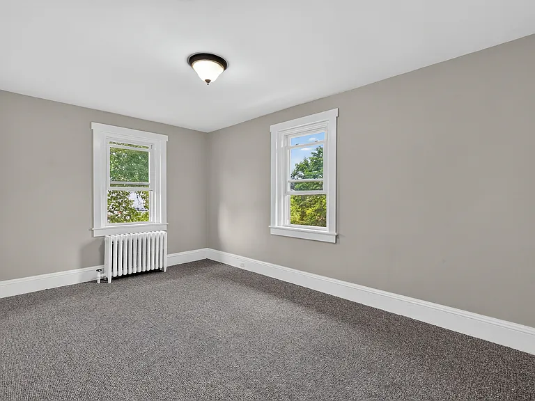 130 Bridge St — Photo 23