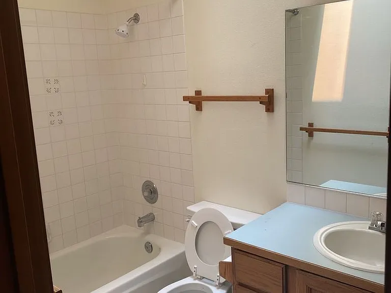 5912 W Windriver Dr — Photo 5