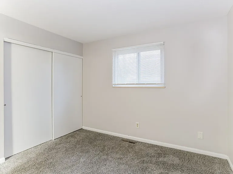 3944 Ivorton Rd E — Photo 11