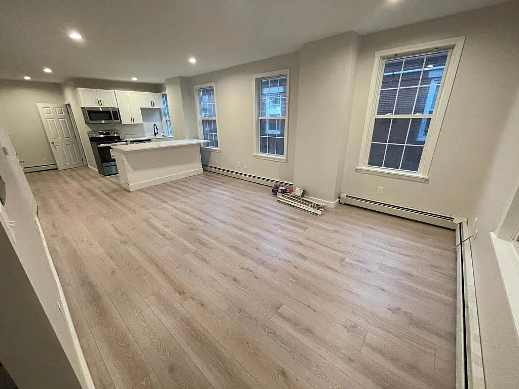 Building Photo - 62 Waterville St #3