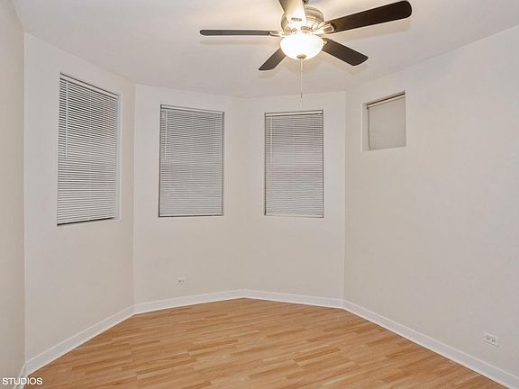 5th image of 7434 N Oakley Ave APT Basement