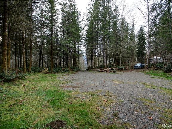 5th image of 23075 Lake McMurray Ln