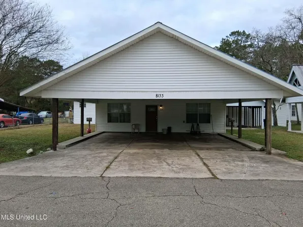8133 Leake St, Bay Saint Louis, MS 39520