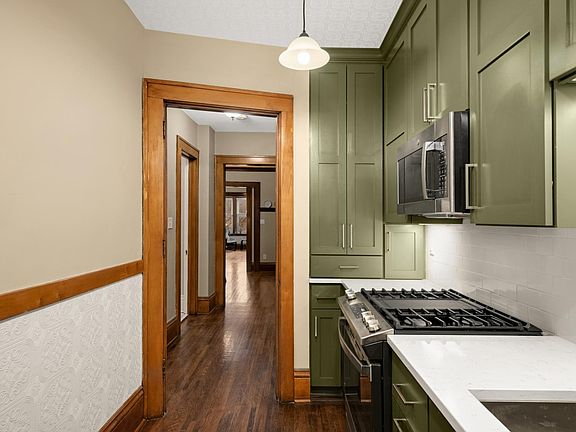 3rd image of 641 Marshall Ave APT 4