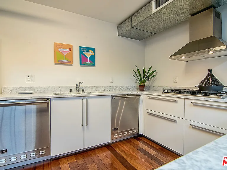 1046 Princeton Dr #205 — Photo 18