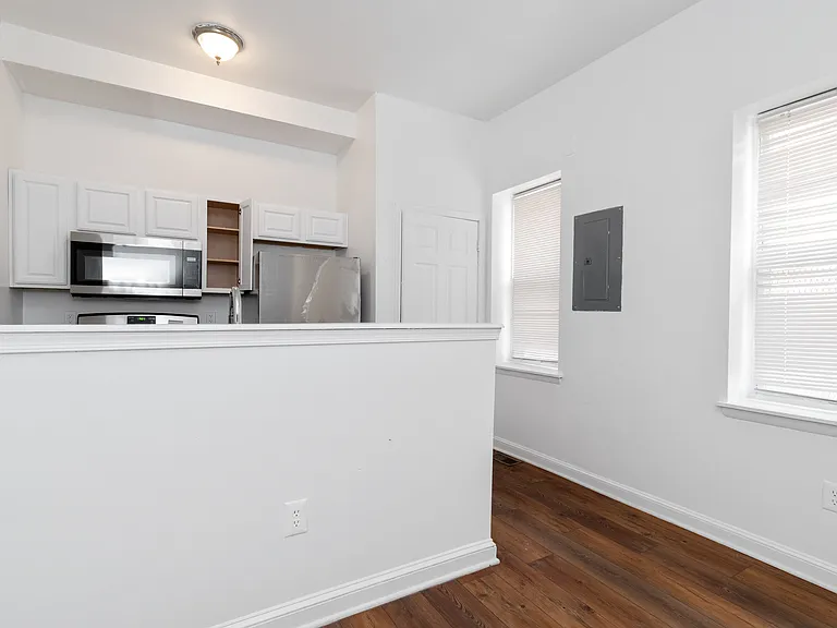 2422 McElderry St #A — Photo 11