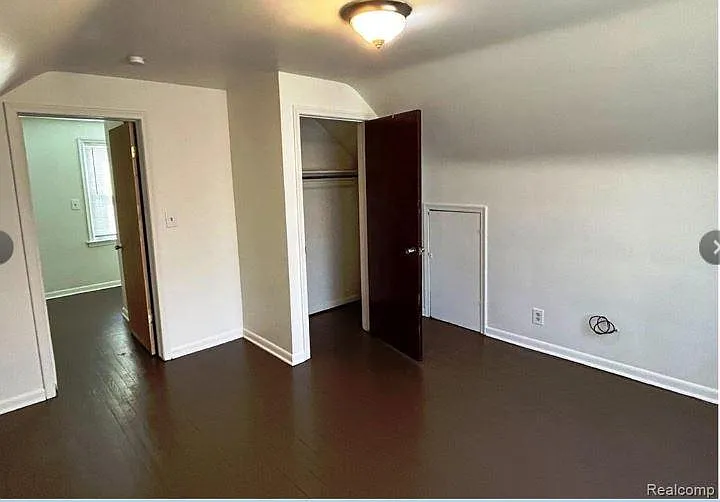 26688 Dartmouth St — Photo 10