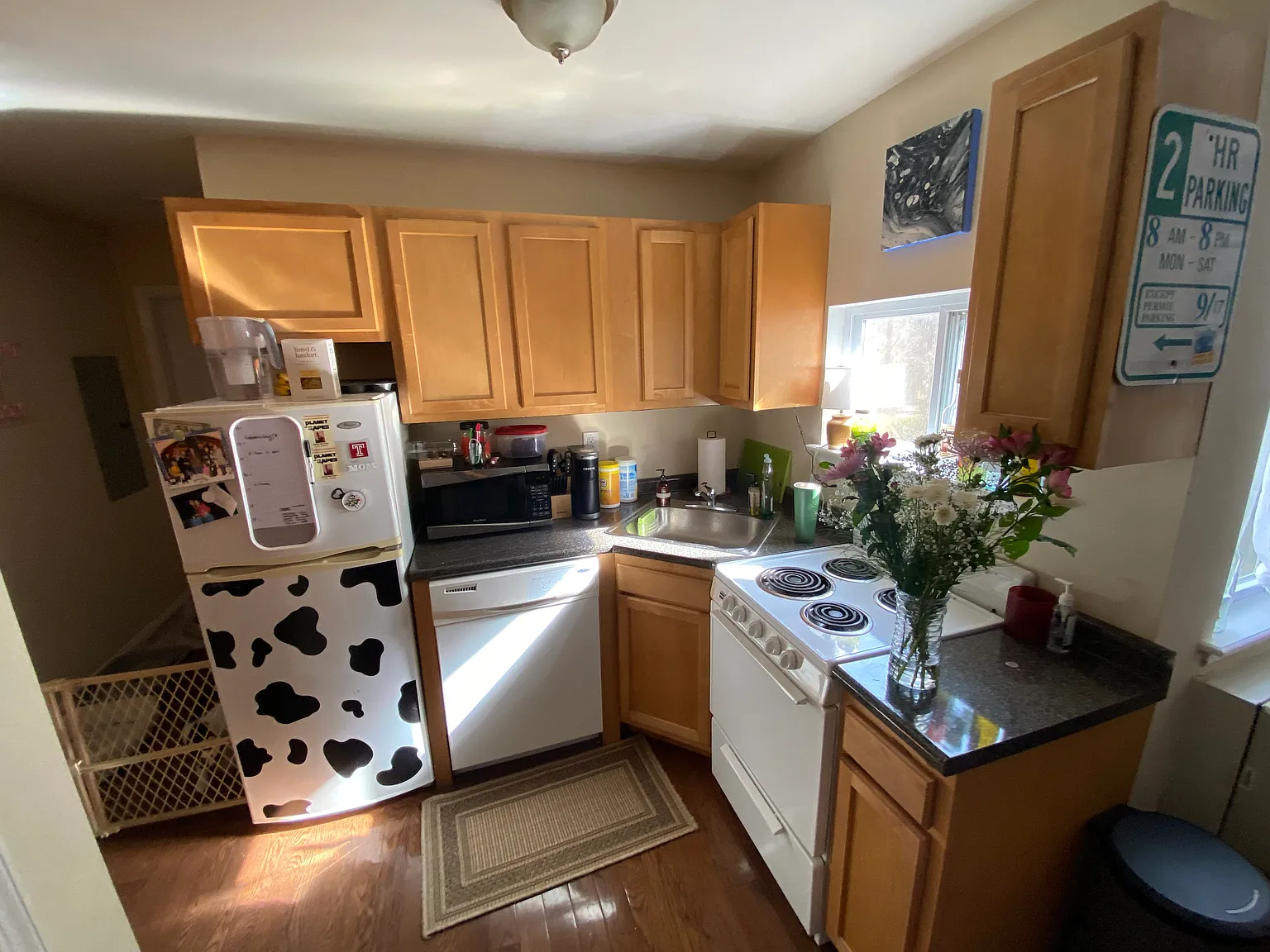 2 bed, $1,200 — Photo 2