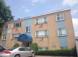 7 Maplewood St APT 1, West Roxbury, MA 02132