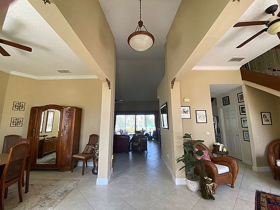 Entrance parlor
