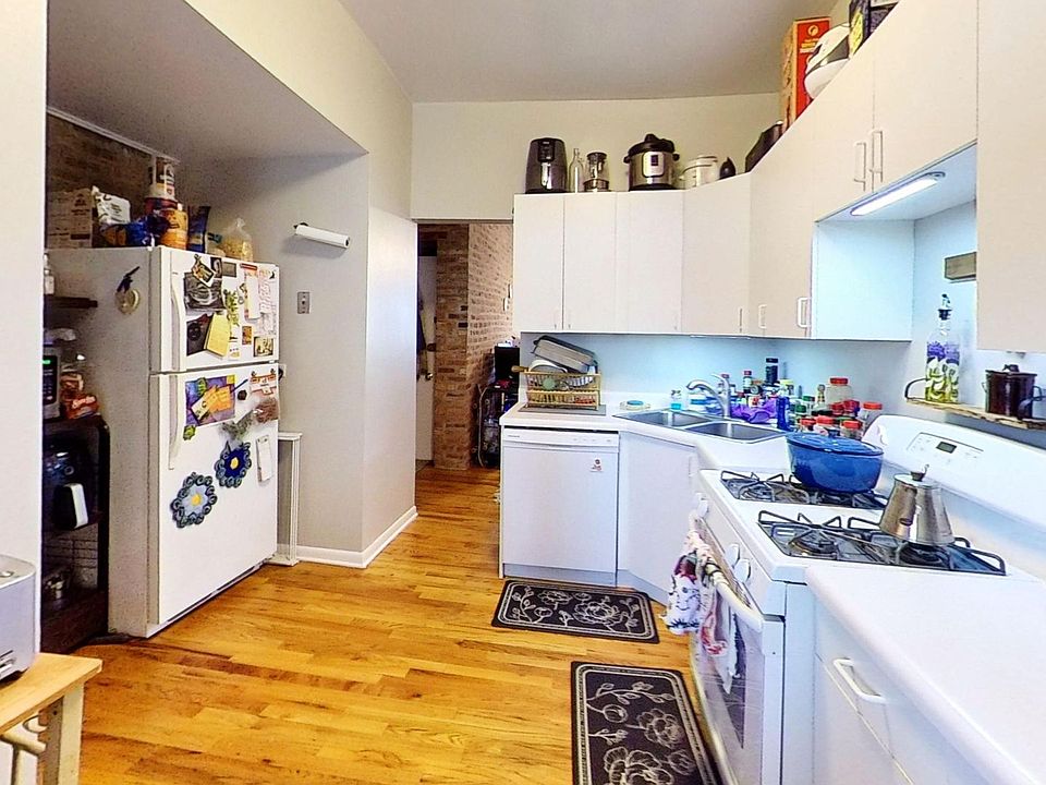 1st image of 1344 W Eddy St APT 3W