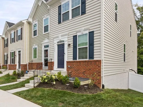 527 View Point Way, Fredericksburg, VA 22405