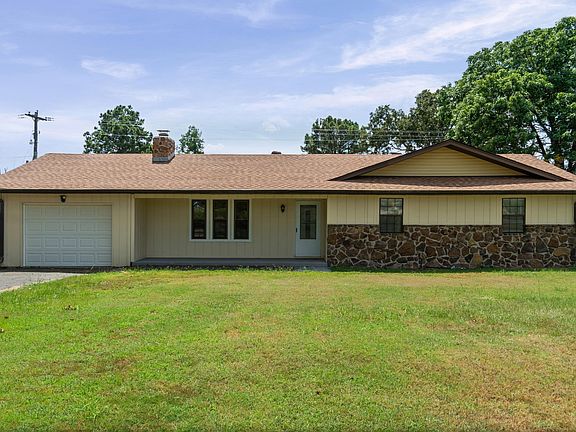 2nd image of 468 Honey Hill Rd