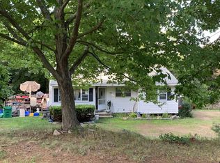 408 Eliot St, Ashland, MA 01721
