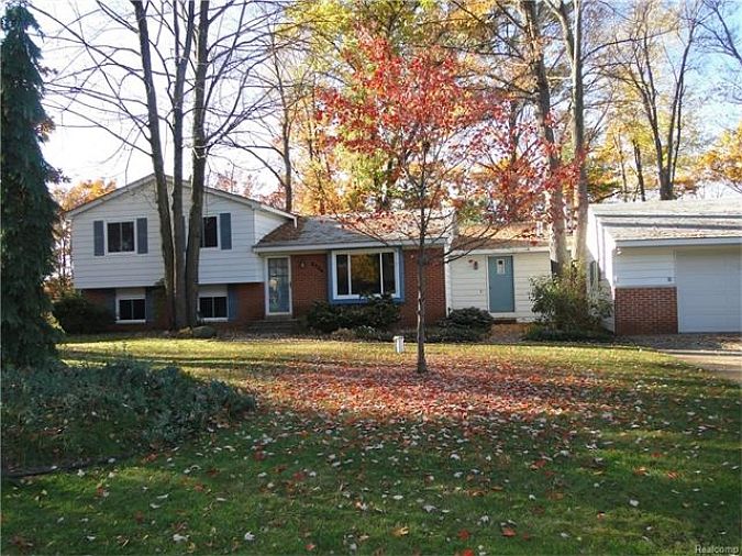 1st image of 2724 Scottwood Pl