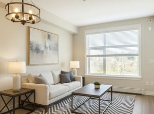 11077 Ravine Rd #528, Surrey, BC V3T 3X5