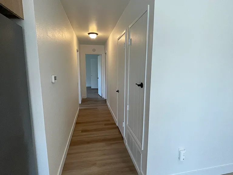 2227 E Joana Dr #D — Photo 6