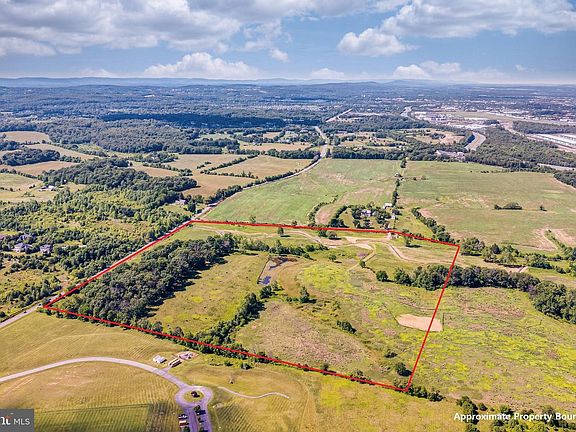3rd image of Evergreen Mills Rd