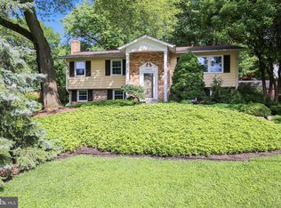 14224 Greenspan Ln, Rockville, MD 20853