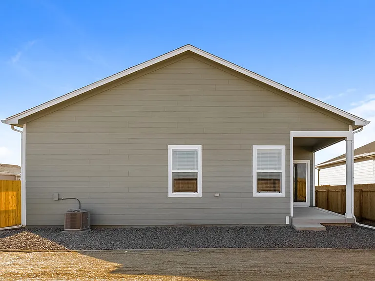 9466 Yampa Ct — Photo 16