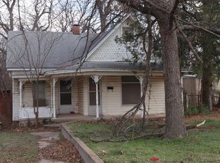 912 SW 5th St, Lawton, OK 73501