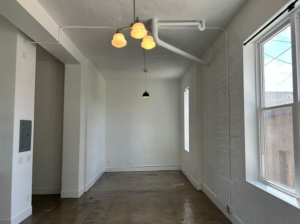 111 N Walnut St #B