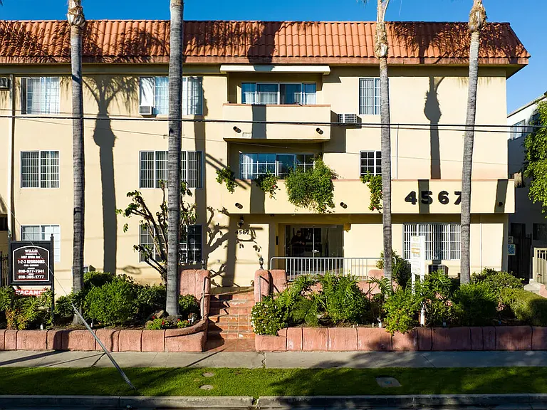Willis Apartments — Photo 3