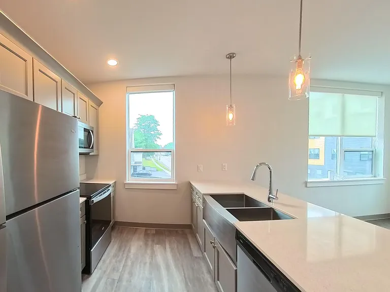 City Lofts Contemporary Living in Downtown Winooski — Photo 9