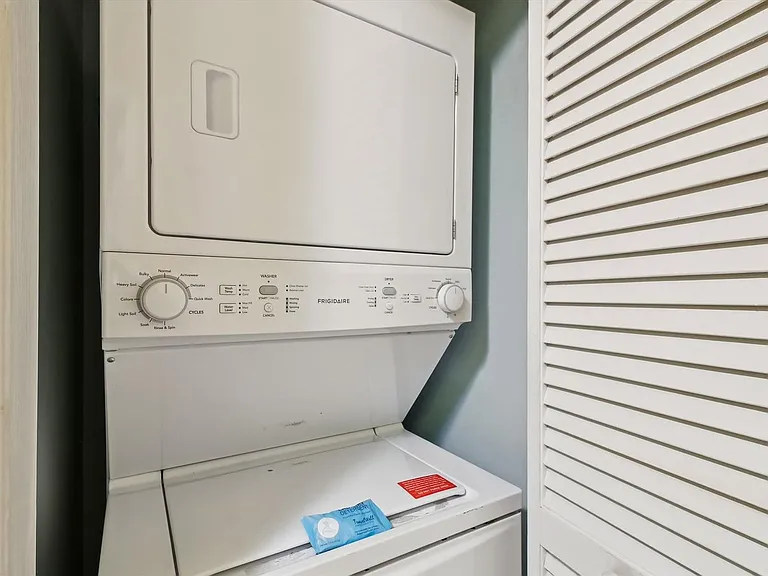 Washer/Dryer