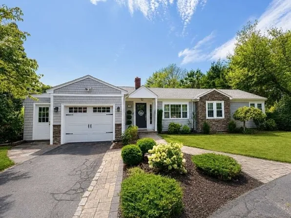 178 Rockland St, Dartmouth, MA 02748
