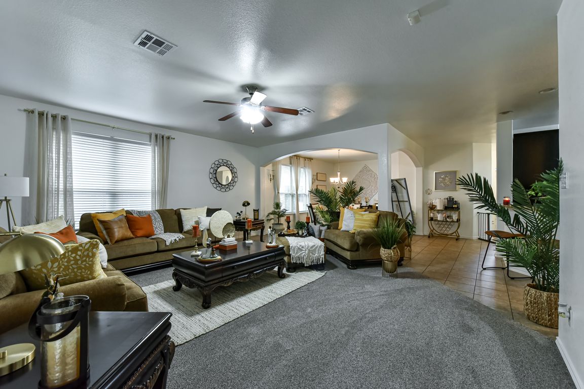 next background image