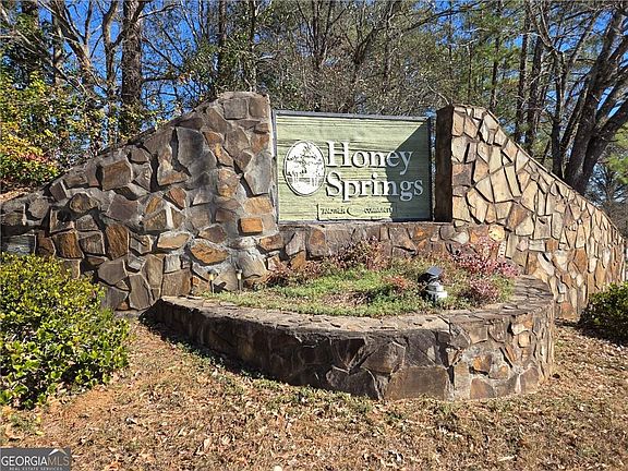 2nd image of 1703 Windy Ridge Ct SE
