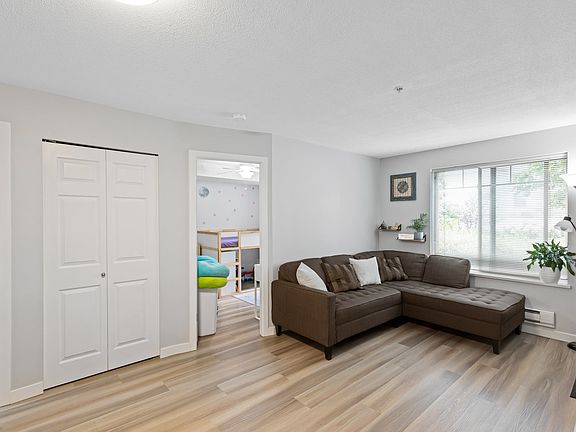 5th image of 244 Sherbrooke St #2113