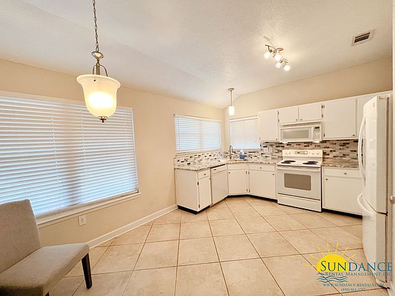 4th image of 1189 Saddle Creek Dr