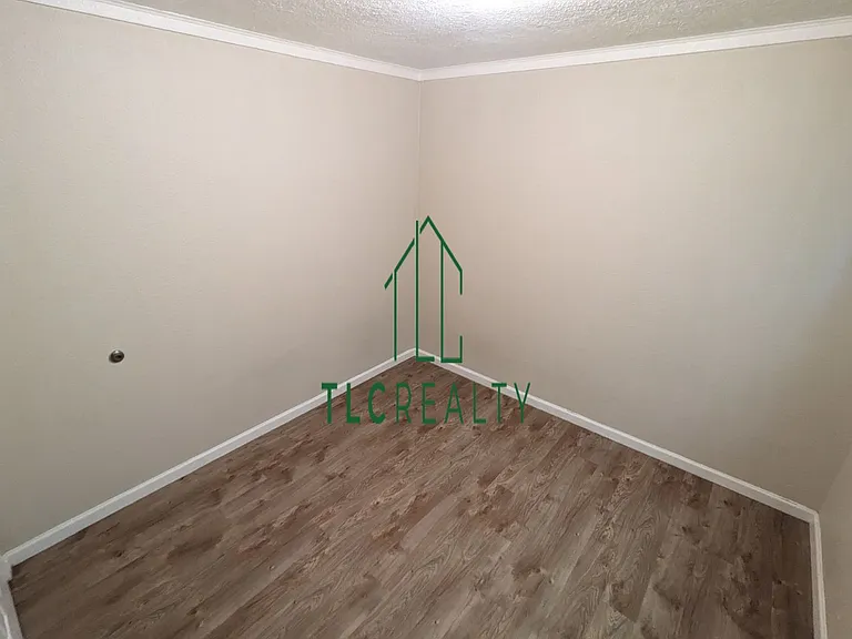 1340 Birch Ave — Photo 9