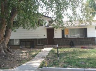 1802 River Dr, Fountain, CO 80817