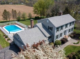 251 Still Valley Rd, Bloomsbury, NJ 08804