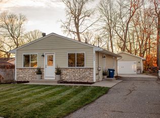 3033 Longfellow Rd, Mound, MN 55364