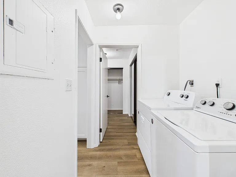 Alur Apartments — Photo 31