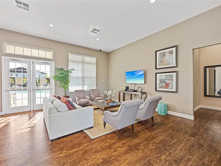 8945 Shine Dr — Photo 21
