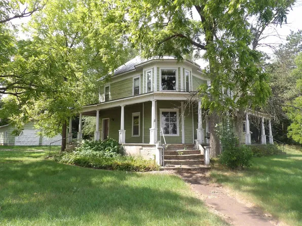 303 South Main Street, Montello, WI 53949