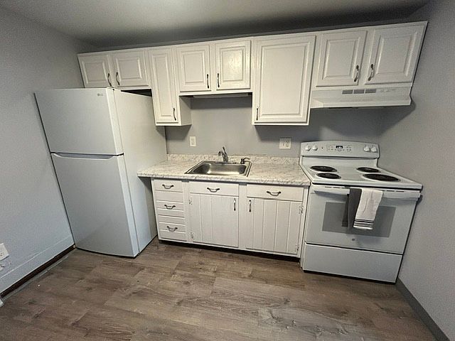 1st image of 20 Garvin St #B1