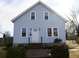 46 Royland Rd, Warwick, RI 02889