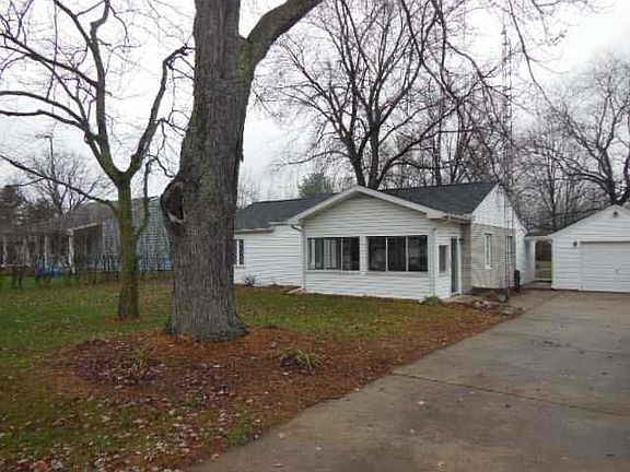 2nd image of 7476 Wilfred Dr