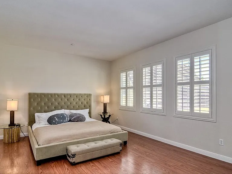16489 Sunstone Dr — Photo 17