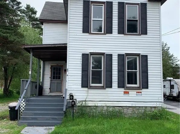 55 Prospect St, Gouverneur, NY 13642